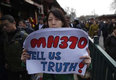 Pin của một bộ phát tín hiệu hộp đen MH370 hết hạn năm 2012